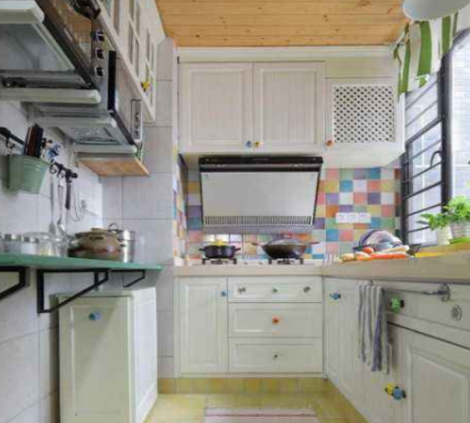 小户型厨房的装修设计怎么做?快来看看小厨房设计攻略吧!